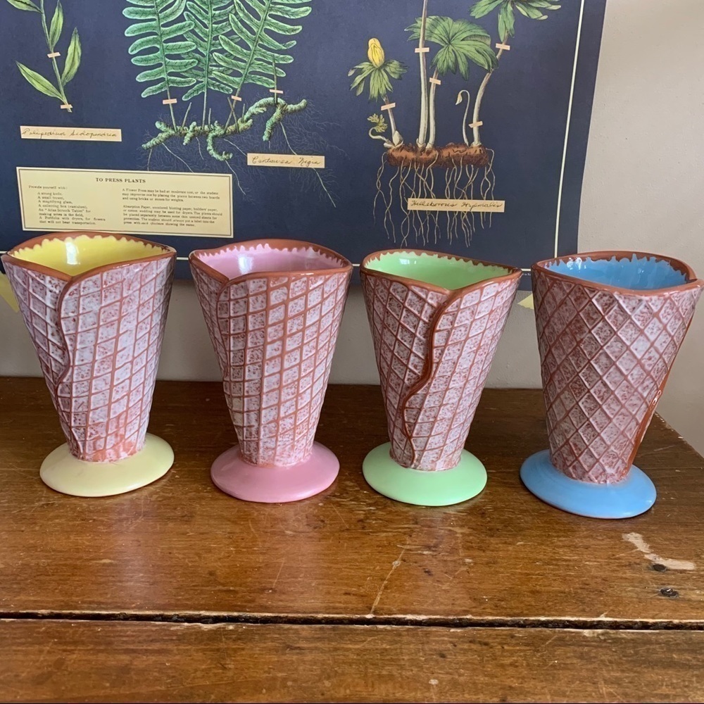 Hallmark Sundae Dishes Cup Set 4 Birthday Party